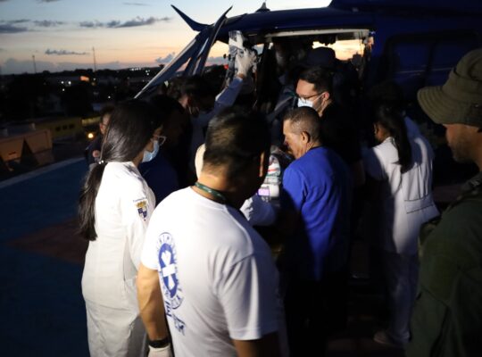 Vítimas de acidente aéreo no interior Acre são transferidas para hospital da capital